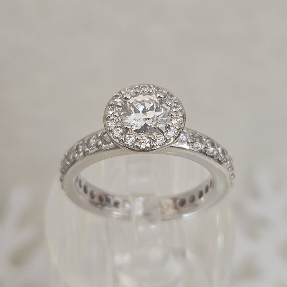 Tycoon 925 Silver Vintage Topaz Halo Topaz Band Wedding Ring Sz 5 US